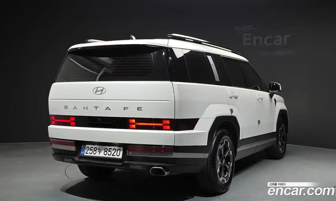 Hyundai Santa Fe 2024 2.5 Автомат в Москве № 458051, фото 2