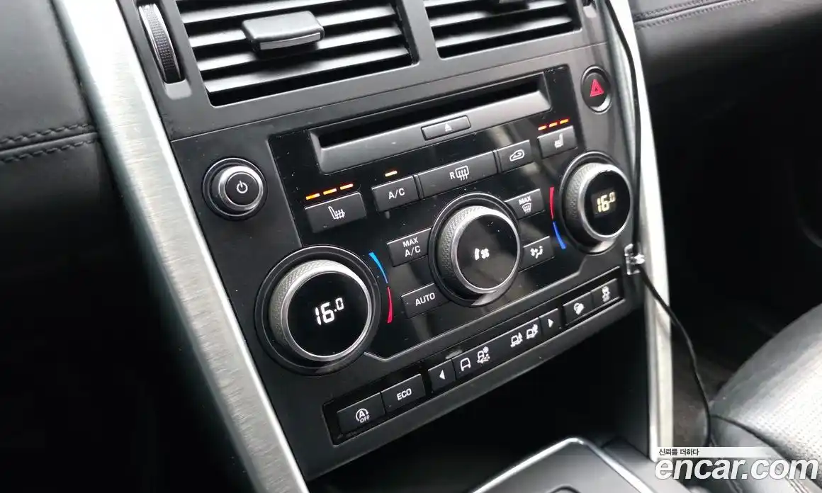 Land Rover Discovery Sport 2018 2.0 Автомат в Москве № 471284, фото 16