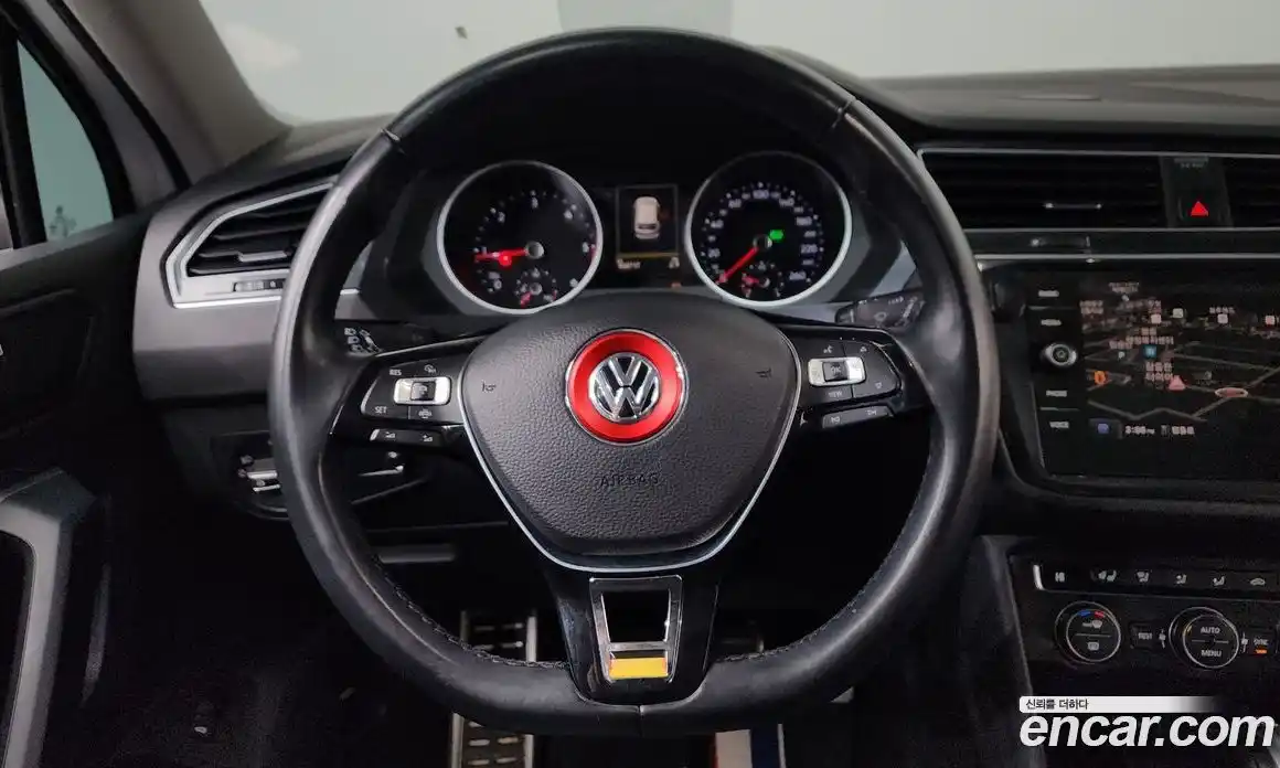 Volkswagen Tiguan 2020 2.0 Автомат в Москве № 472269, фото 13