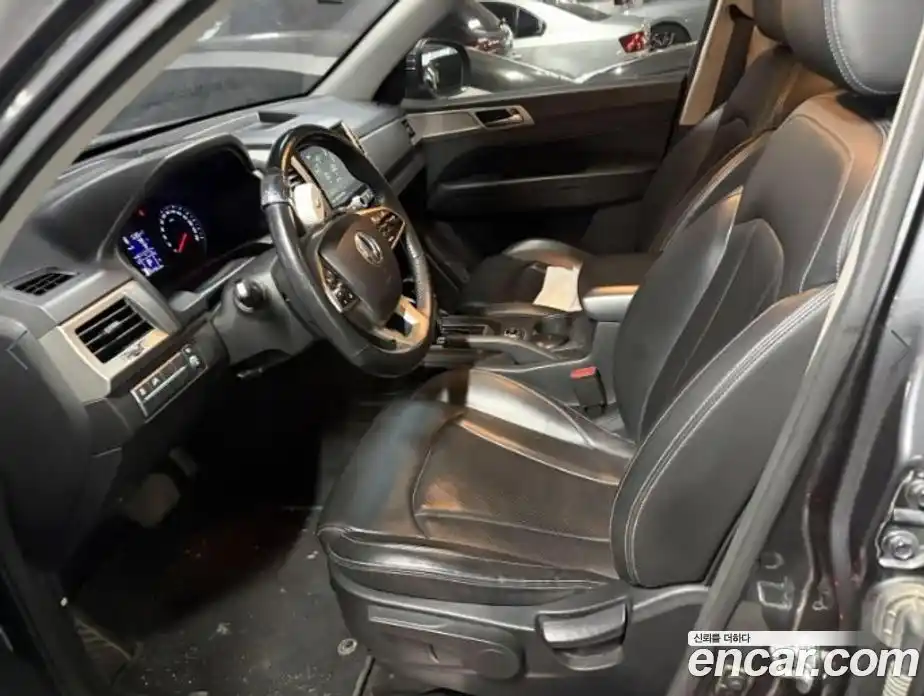 SsangYong Rexton 2018 2.2 Автомат в Москве № 491606, фото 4