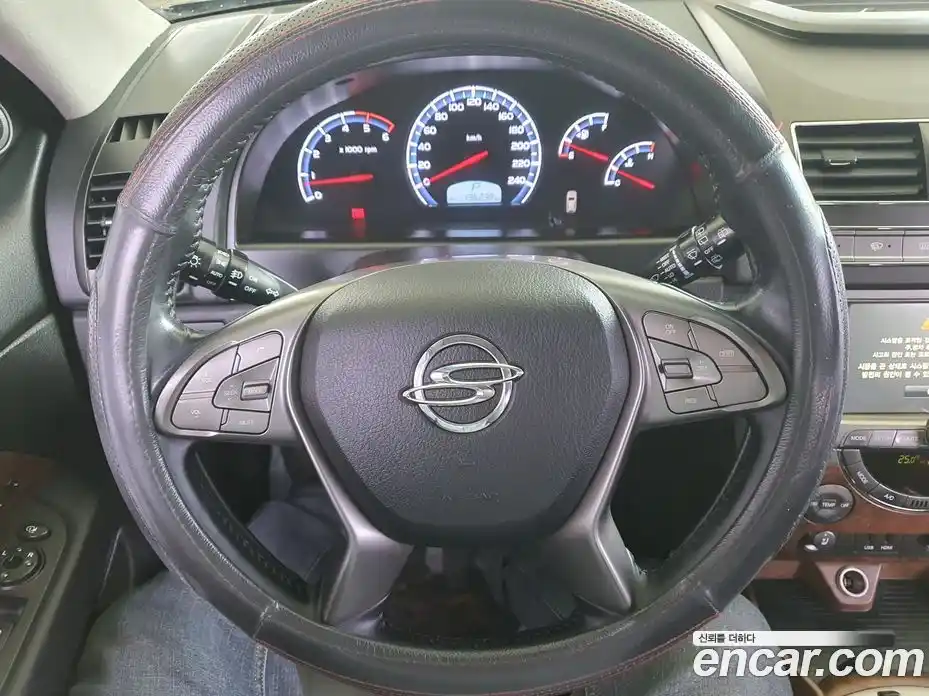 SsangYong Rexton 2016 2.2 Автомат в Москве № 491637, фото 12