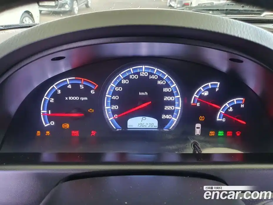 SsangYong Rexton 2016 2.2 Автомат в Москве № 491637, фото 8