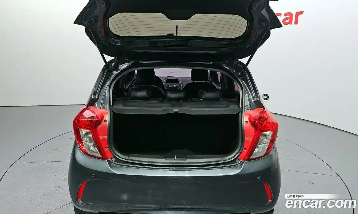 Chevrolet Spark 2017 1.0 Автомат в Москве № 492767, фото 20