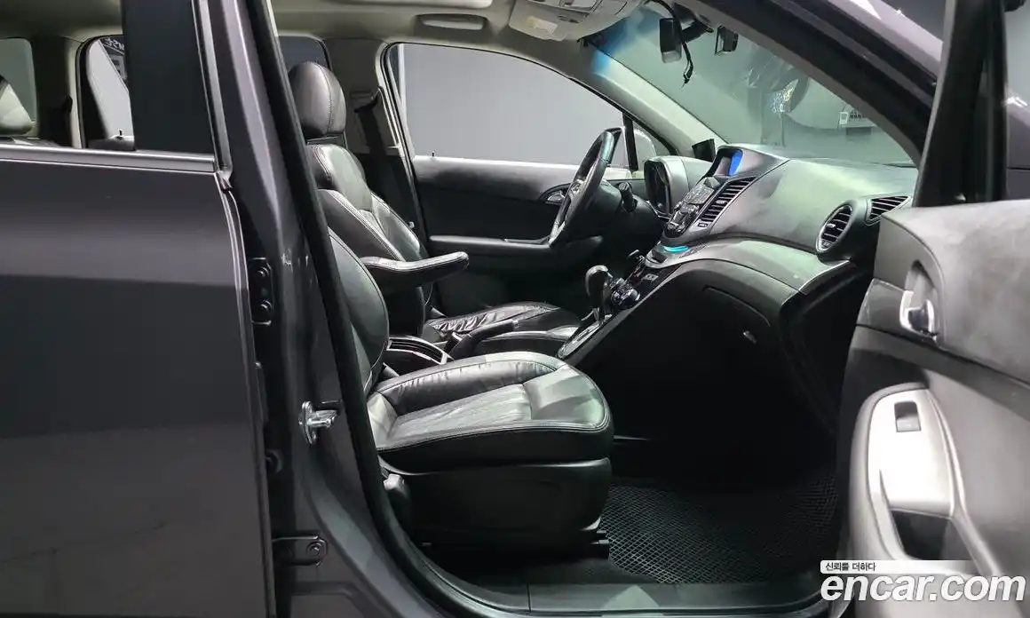 Chevrolet Orlando 2013 2.0 Автомат в Москве № 493046, фото 10