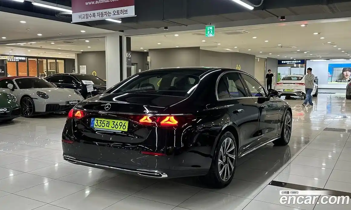 Mercedes-Benz E-Class 2025 2.0 Автомат в Москве № 493663, фото 4