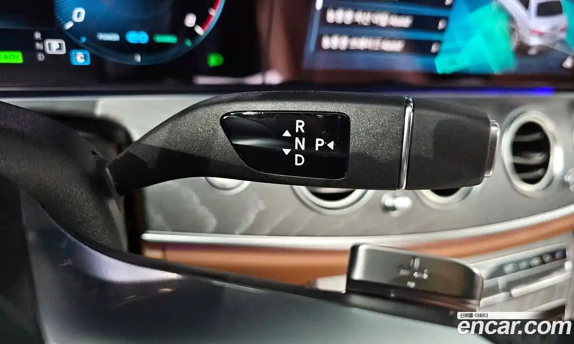 Mercedes-Benz E-Class 2021 2.0 Автомат в Москве № 494144, фото 9