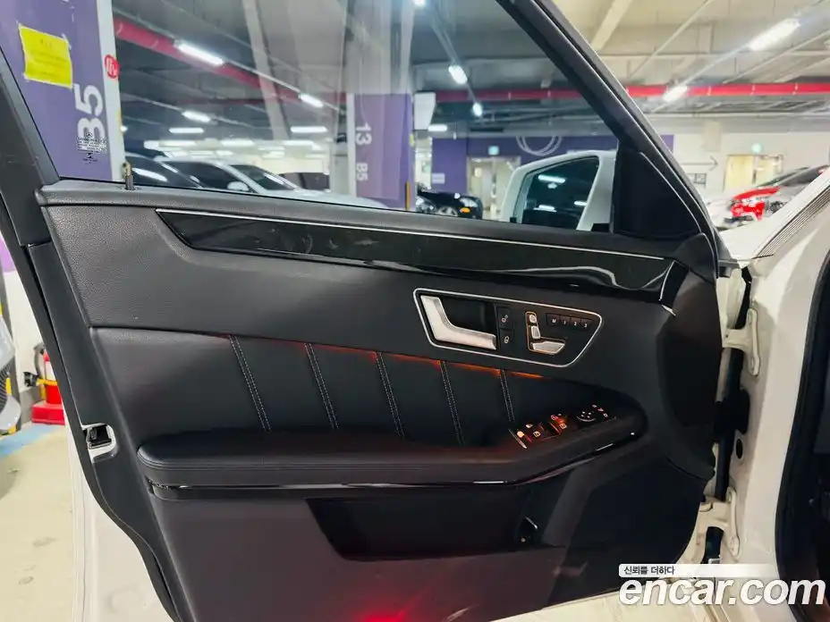 Mercedes-Benz E-Class 2014 3.5 Автомат в Москве № 494884, фото 19