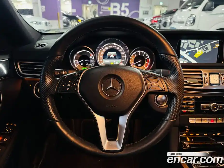 Mercedes-Benz E-Class 2014 3.5 Автомат в Москве № 494884, фото 10