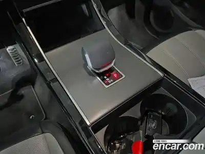 Land Rover Range-Rover Evoque 2024 2.0 Автомат в Москве № 494892, миниатюра 11