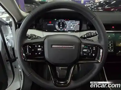 Land Rover Range-Rover Evoque 2024 2.0 Автомат в Москве № 494892, миниатюра 8