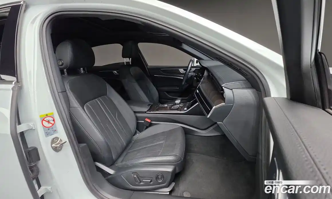 Audi A6 2021 2.0 Автомат в Москве № 496839, фото 10