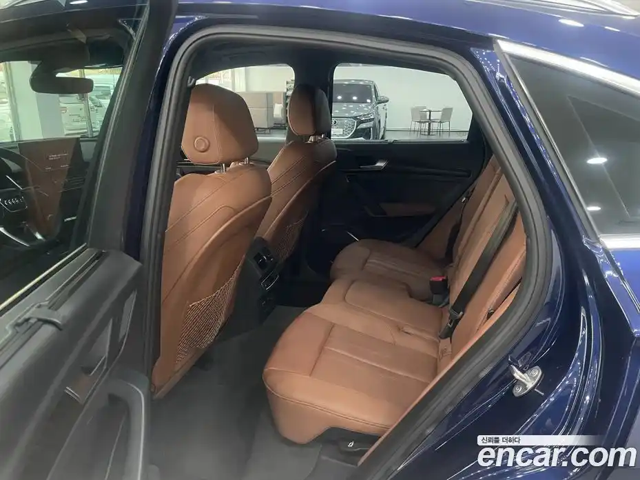 Audi Q5 2023 2.0 Автомат в Москве № 497221, фото 11