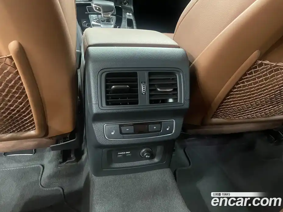 Audi Q5 2023 2.0 Автомат в Москве № 497221, фото 14