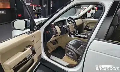 Land Rover Range-Rover 2016 5.0 Автомат в Москве № 498779, миниатюра 11