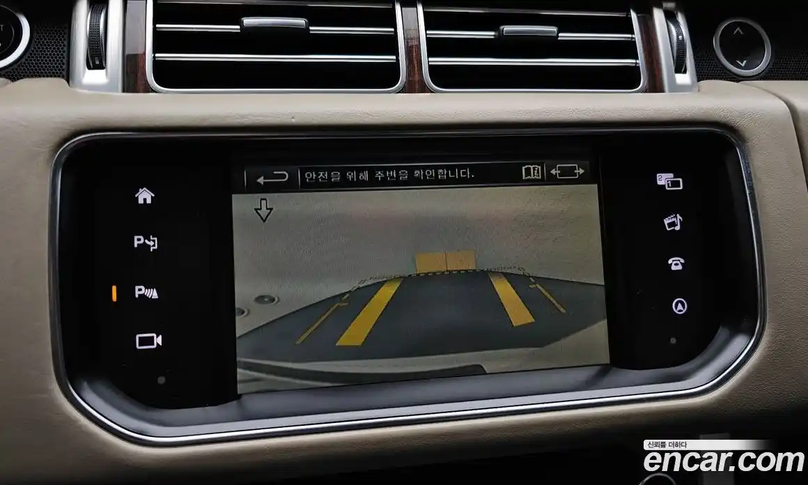 Land Rover Range-Rover 2016 5.0 Автомат в Москве № 498779, фото 14