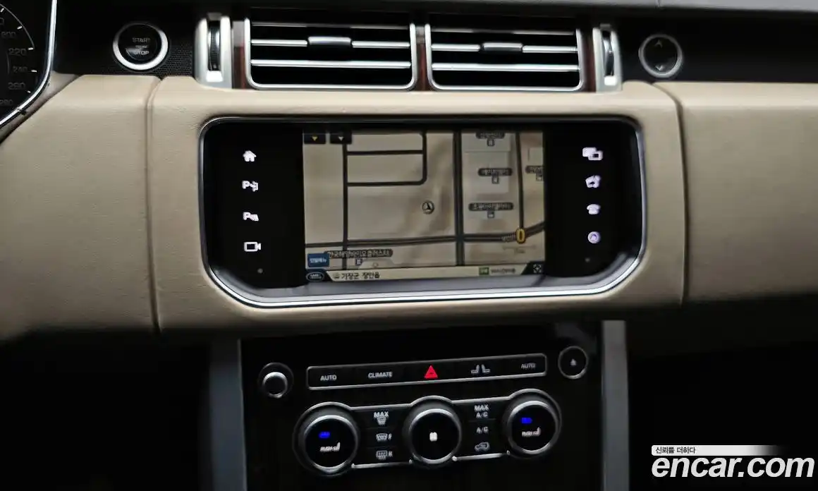 Land Rover Range-Rover 2016 5.0 Автомат в Москве № 498779, фото 16