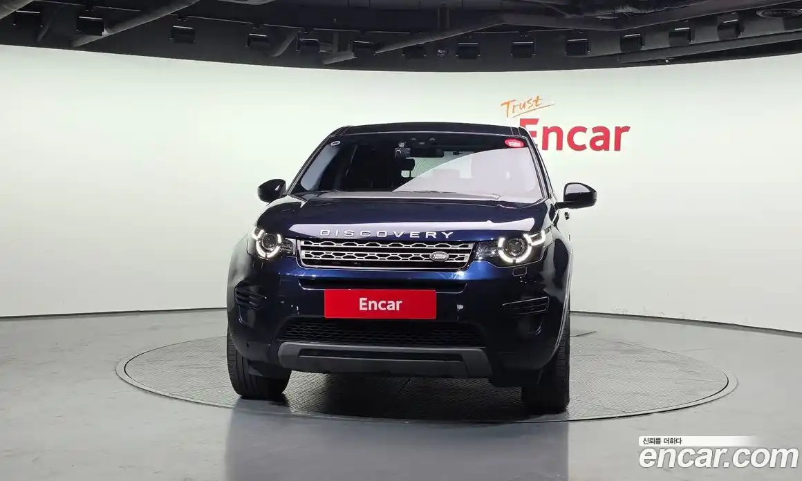 Land Rover Discovery Sport 2017 2.0 Автомат в Москве № 498963, фото 3