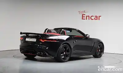 Jaguar F-Type, 2019