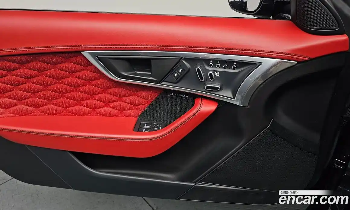 Jaguar F-Type 2019 5.0 Автомат в Москве № 500167, фото 14