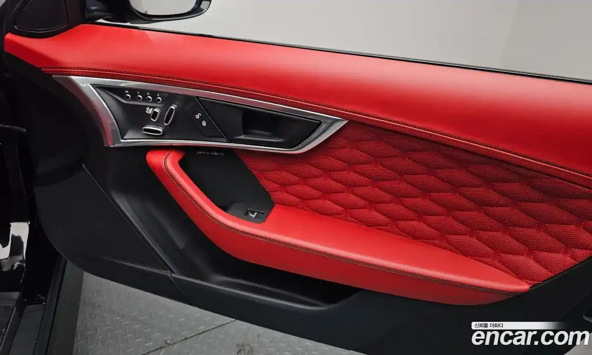 Jaguar F-Type 2019 5.0 Автомат в Москве № 500167, фото 15