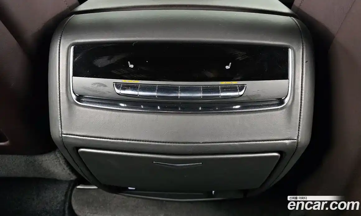 Cadillac Escalade 2022 6.2 Автомат в Москве № 500722, фото 18