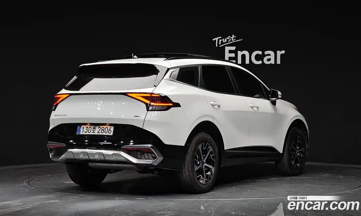 Kia Sportage 2023 1.6 Автомат в Москве № 50240, фото 18