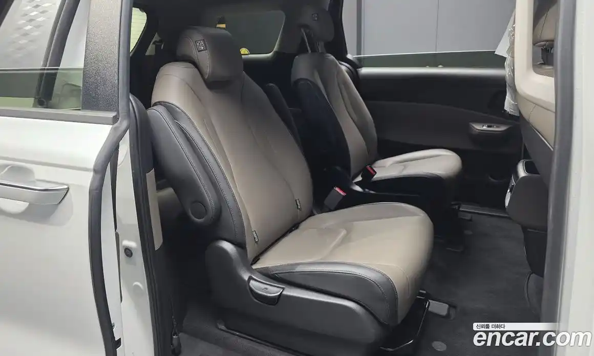 Kia Canival 2024 2.2 Автомат в Москве № 51574, фото 17