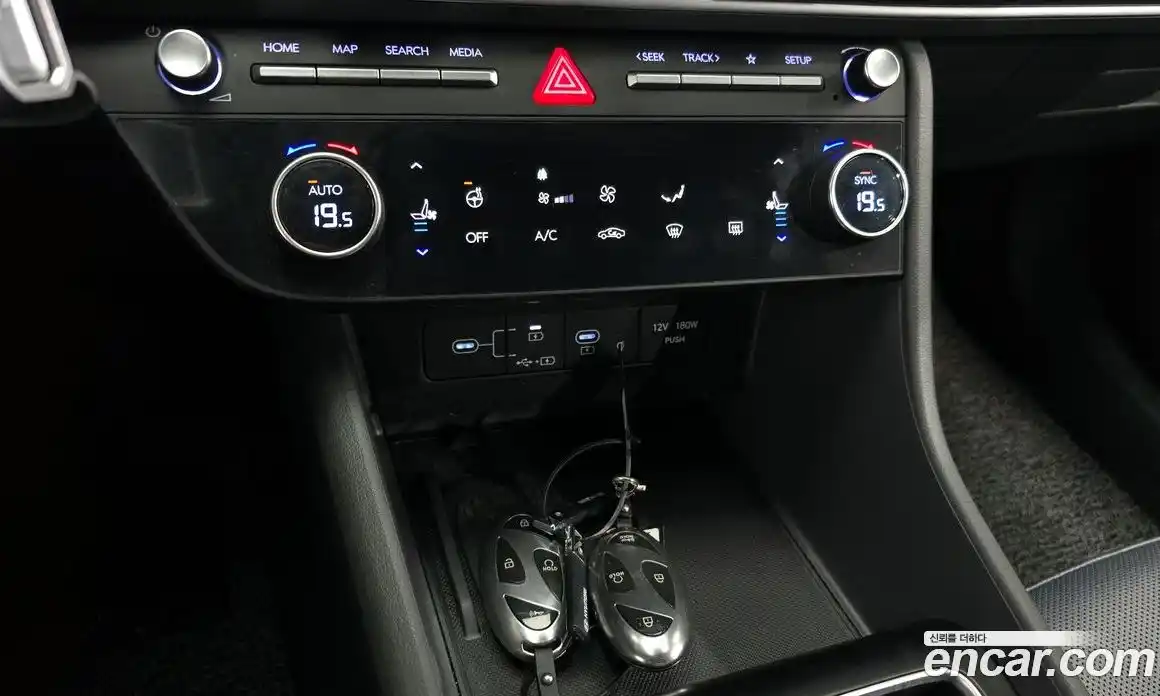 Hyundai Sonata 2024 1.6 Автомат в Москве № 517328, фото 11