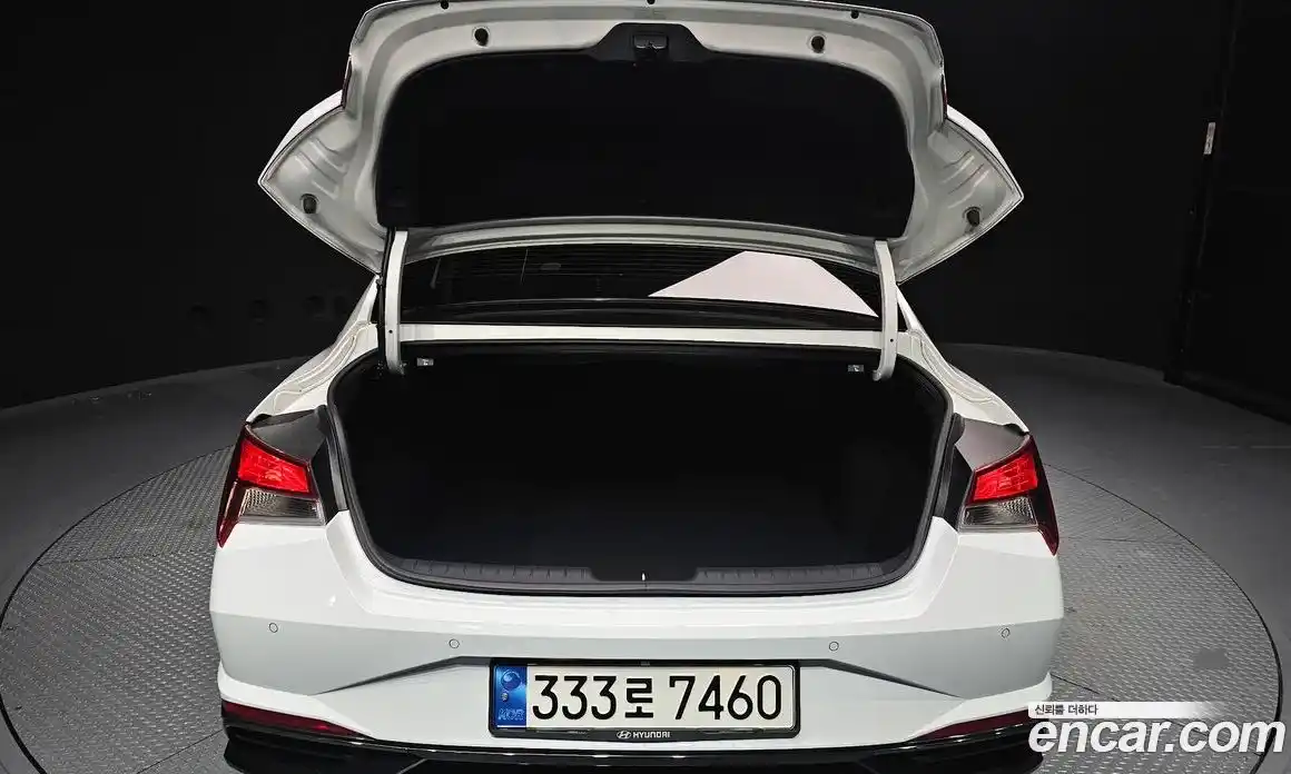 Hyundai Avante 2023 1.6 Автомат в Москве № 517914, фото 20