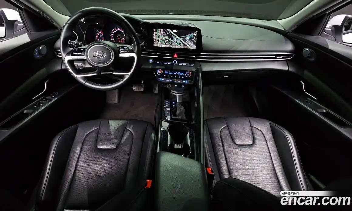 Hyundai Avante 2023 1.6 Автомат в Москве № 517914, фото 7