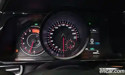 Hyundai Avante 2023 1.6 Автомат в Москве № 517914, миниатюра 8