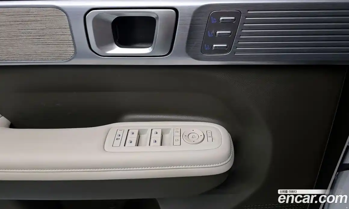 Hyundai Santa Fe 2024 1.6 Автомат в Москве № 518254, фото 17