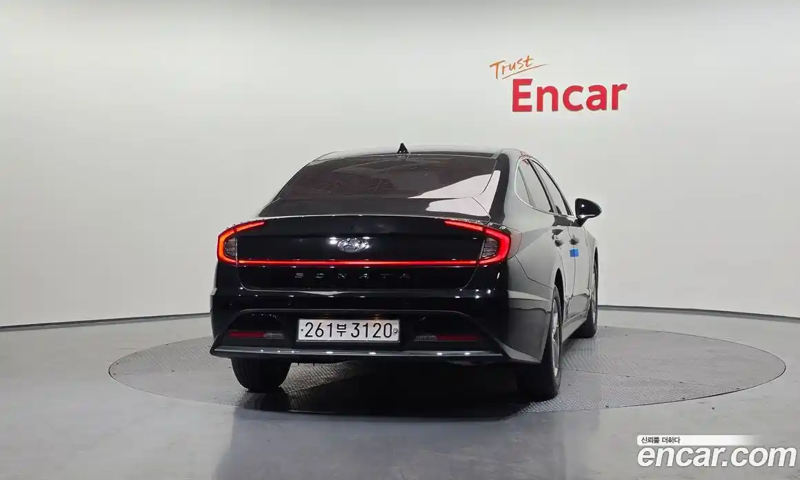 Hyundai Sonata 2020 2.0 Автомат в Москве № 519034, фото 4