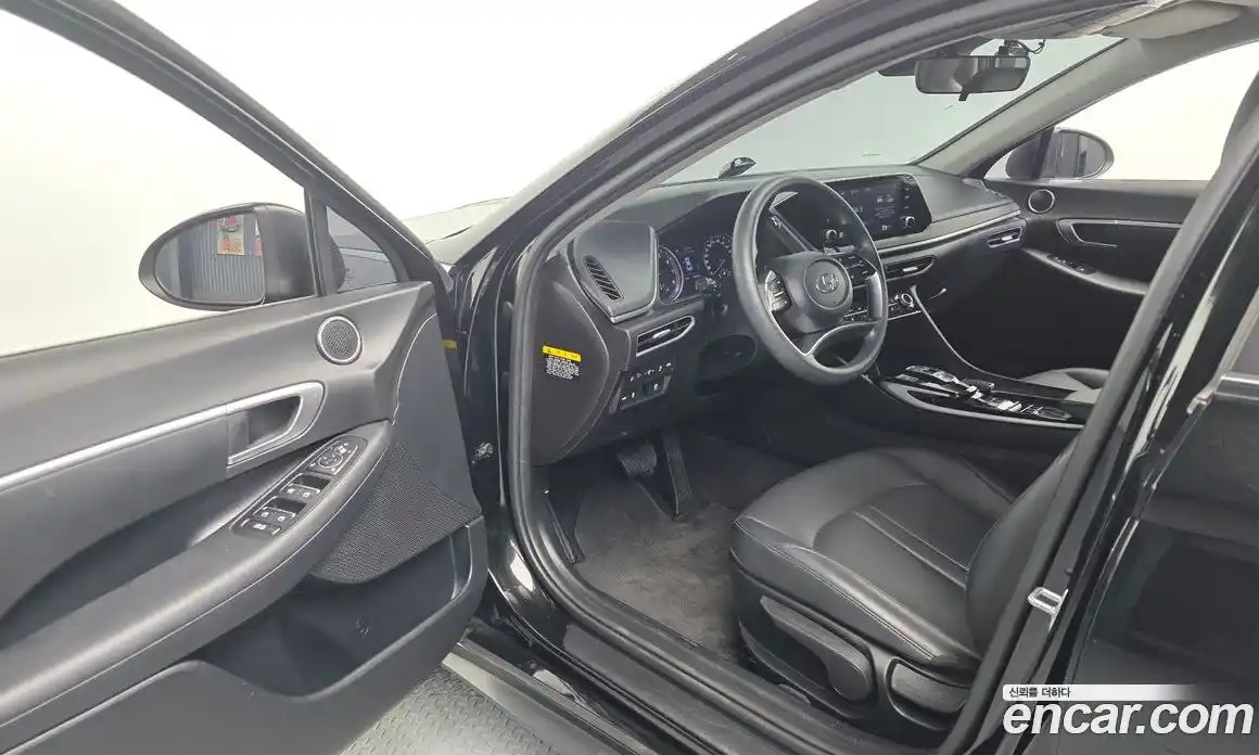 Hyundai Sonata 2020 2.0 Автомат в Москве № 519034, фото 10