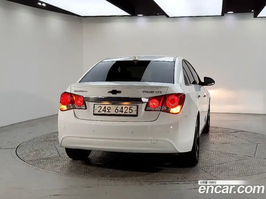 Chevrolet Cruze 2013 1.8 Автомат в Москве № 519442, фото 3