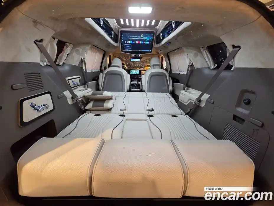 Kia Canival 2023 3.5 Автомат в Москве № 519509, фото 17