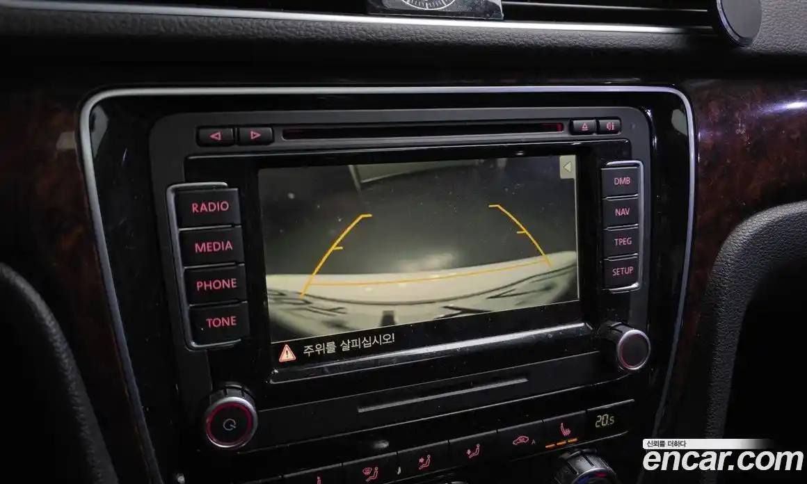 Volkswagen Passat 2013 2.0 Автомат в Москве № 520811, фото 15