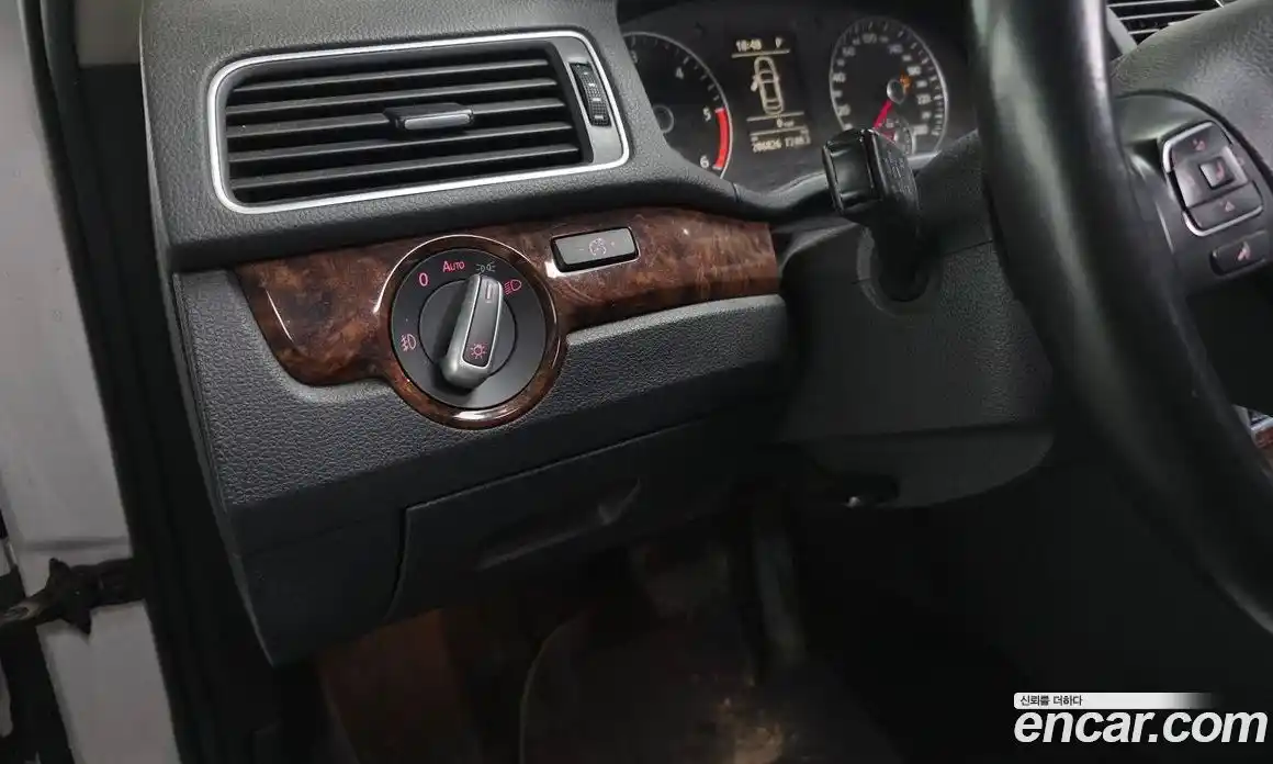 Volkswagen Passat 2013 2.0 Автомат в Москве № 520811, фото 18