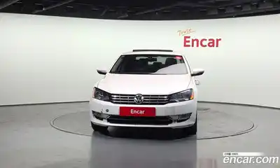 Volkswagen Passat 2013 2.0 Автомат в Москве № 520811, миниатюра 3