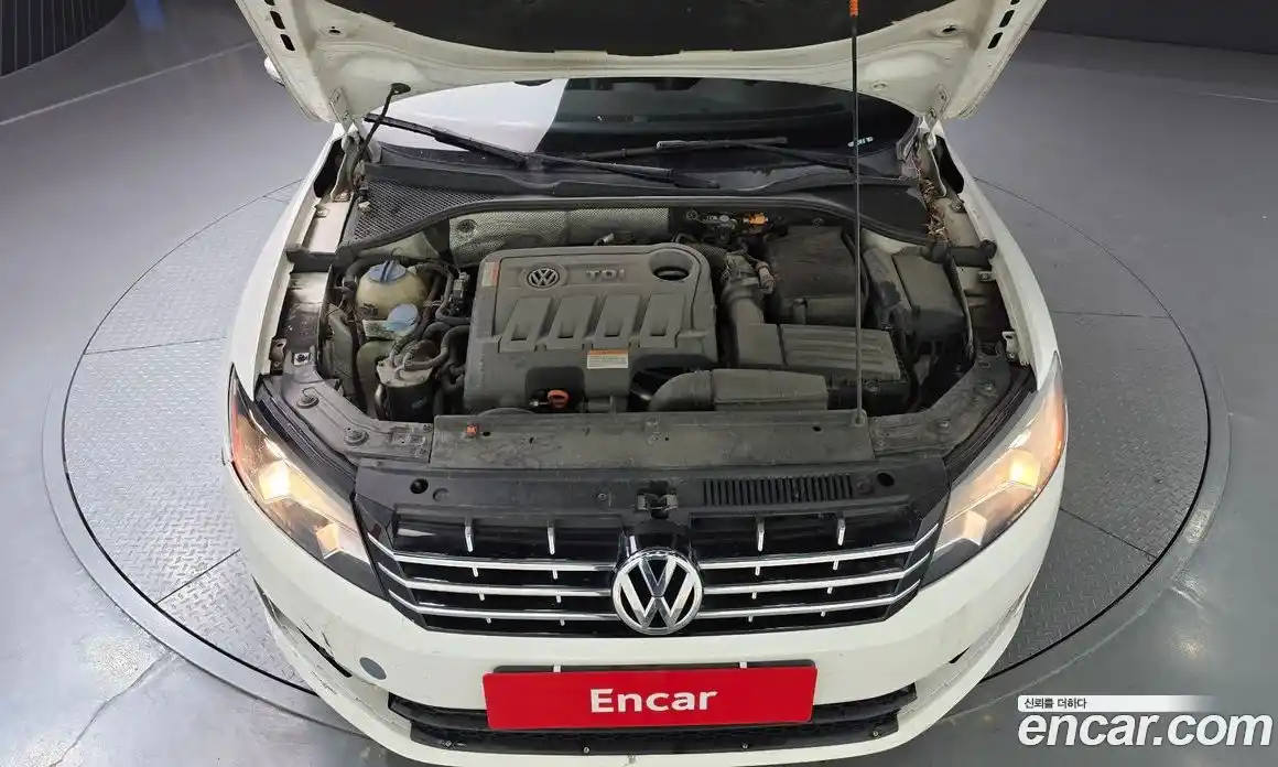 Volkswagen Passat 2013 2.0 Автомат в Москве № 520811, фото 6