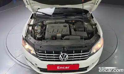 Volkswagen Passat 2013 2.0 Автомат в Москве № 520811, миниатюра 6