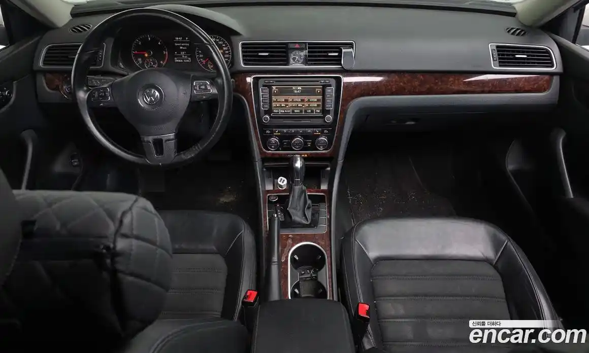 Volkswagen Passat 2013 2.0 Автомат в Москве № 520811, фото 7