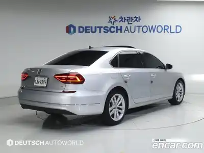 Volkswagen Passat 2018 2.0 Автомат в Москве № 521362, миниатюра 2