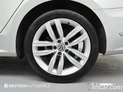 Volkswagen Passat 2018 2.0 Автомат в Москве № 521362, миниатюра 5