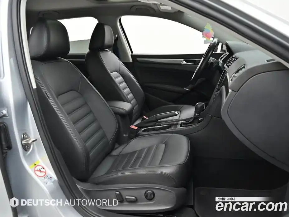 Volkswagen Passat 2018 2.0 Автомат в Москве № 521362, фото 10