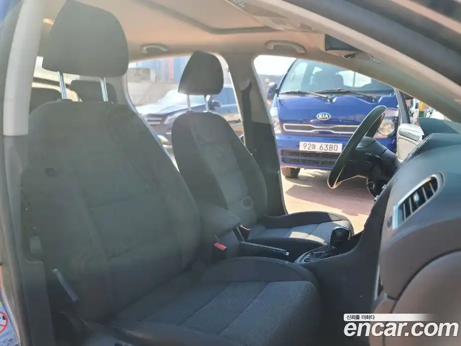 Volkswagen Golf 2013 2.0 Автомат в Москве № 521809, фото 11