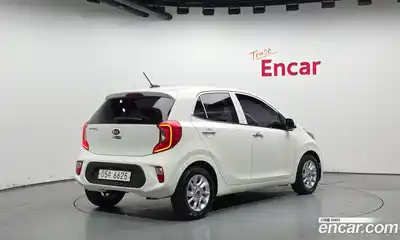 Kia Morning 2017 1.0 Автомат в Москве № 521864, миниатюра 2