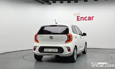 Kia Morning 2017 1.0 Автомат в Москве № 521864, миниатюра 4