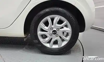 Kia Morning 2017 1.0 Автомат в Москве № 521864, миниатюра 5