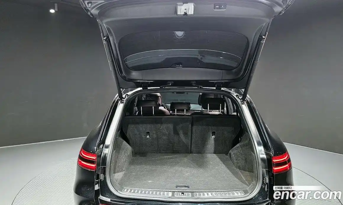 Genesis GV70 2023 2.5 Автомат в Москве № 523863, фото 20